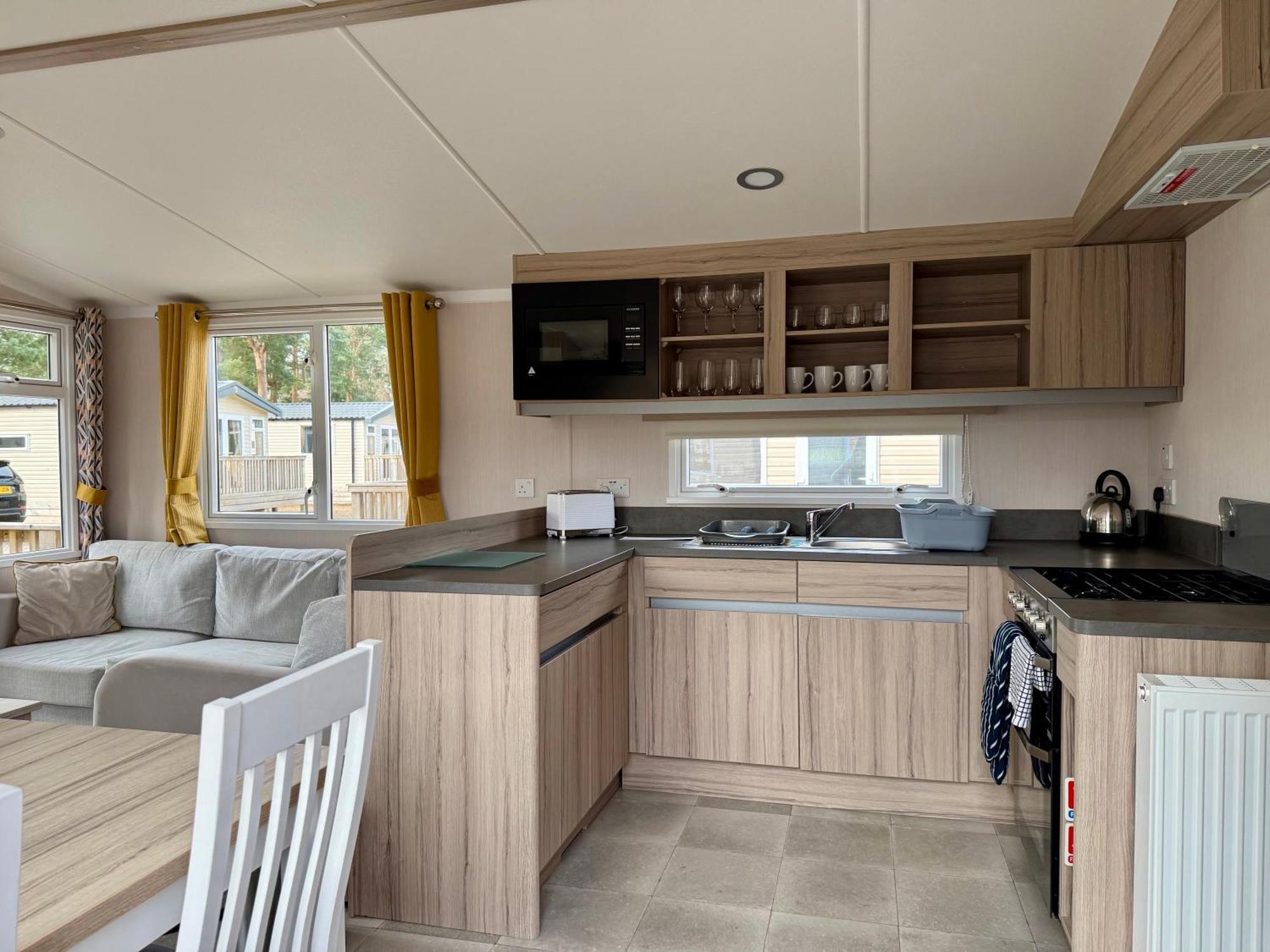The Trout Van - Beautiful, Luxury Static Caravan อาเบอร์ลัวร์ ภายนอก รูปภาพ